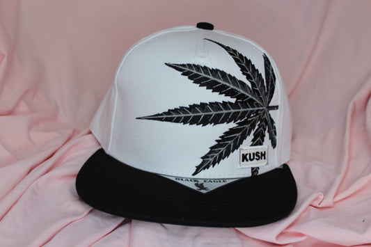 BLACK LEAF HAT