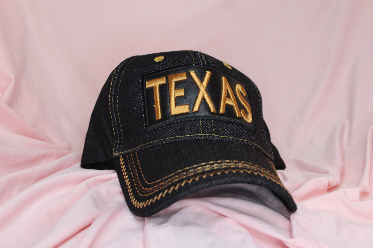 GOLD TEXAS ZIGZAG VISOR HAT